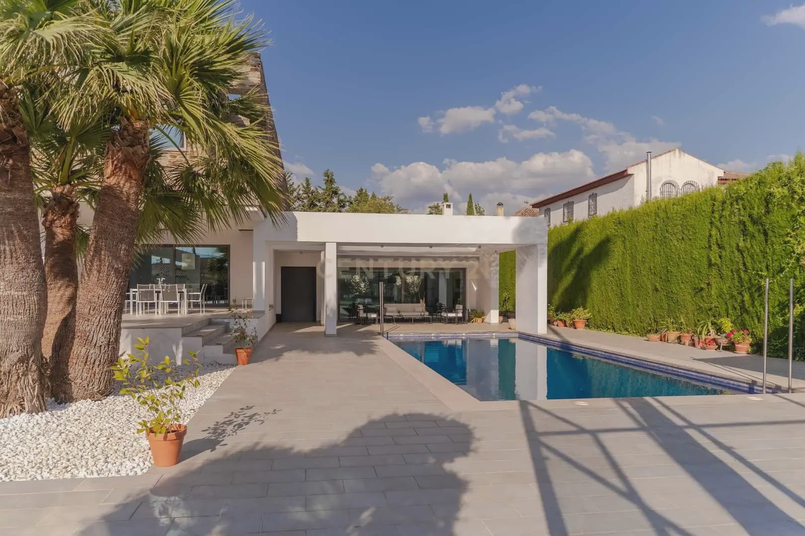 4 sovrum Villa till salu i Gojar med pool garage - 950 000 € (Ref: 9914603)
