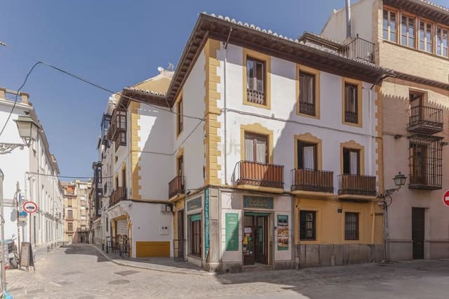 7 soveværelse Byhus til salg i San Matías - Realejo, Granada by - € 1.500.000 (Ref: 9914845)