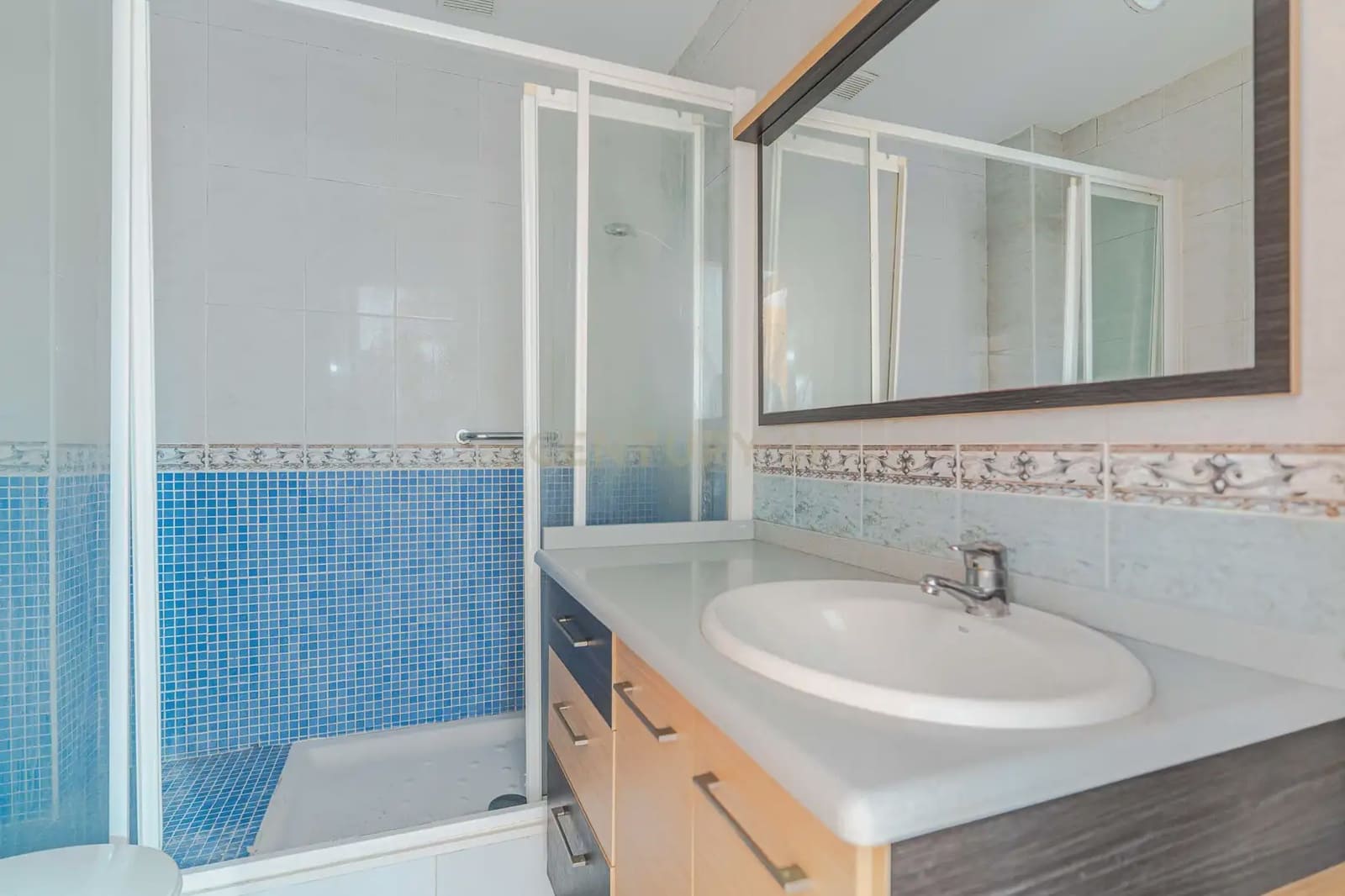 2 bedroom Apartment for sale in Salobrena - € 180,000 (Ref: 9918793)