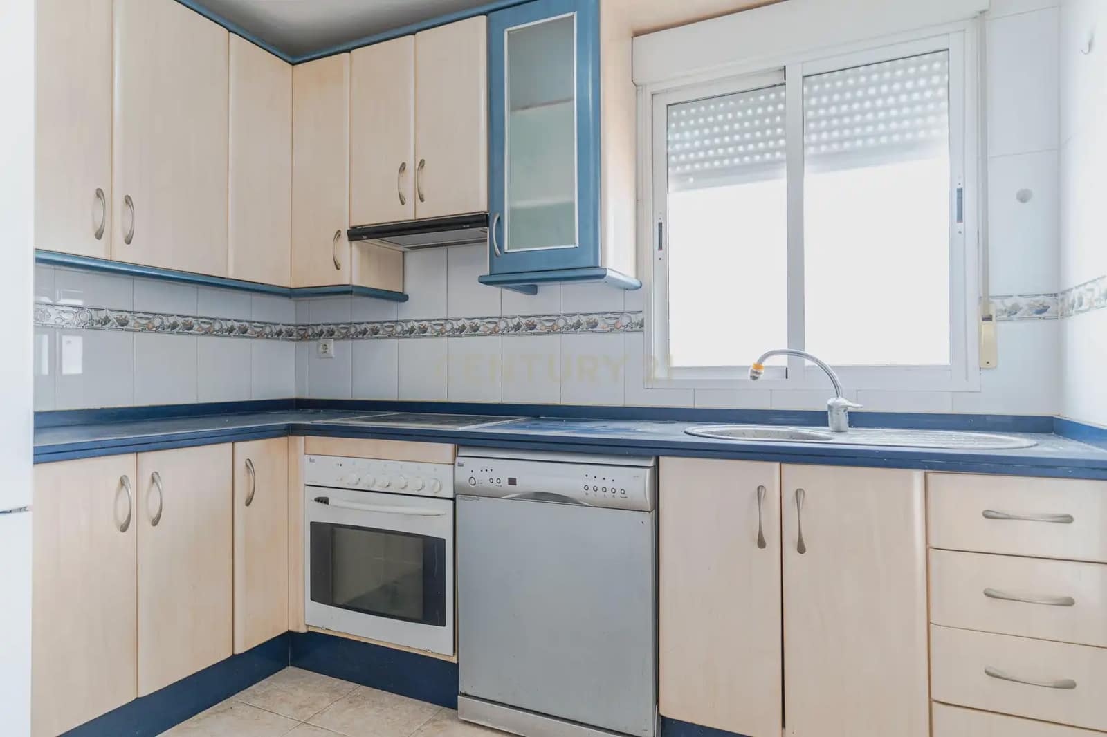 2 bedroom Apartment for sale in Salobrena - € 180,000 (Ref: 9918793)
