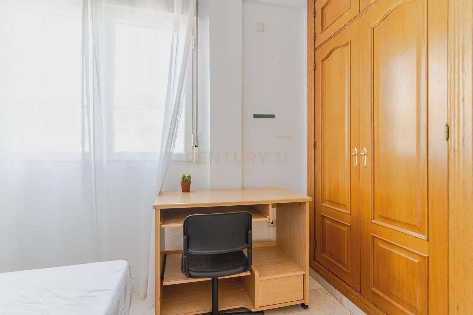 4 bedroom Penthouse for sale in Granada city - € 399,000 (Ref: 9919098)