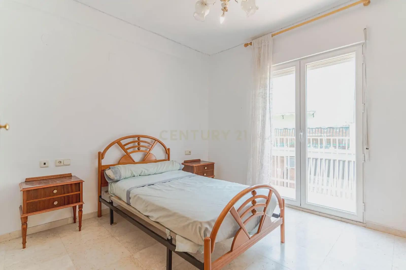 4 bedroom Penthouse for sale in Granada city - € 399,000 (Ref: 9919098)