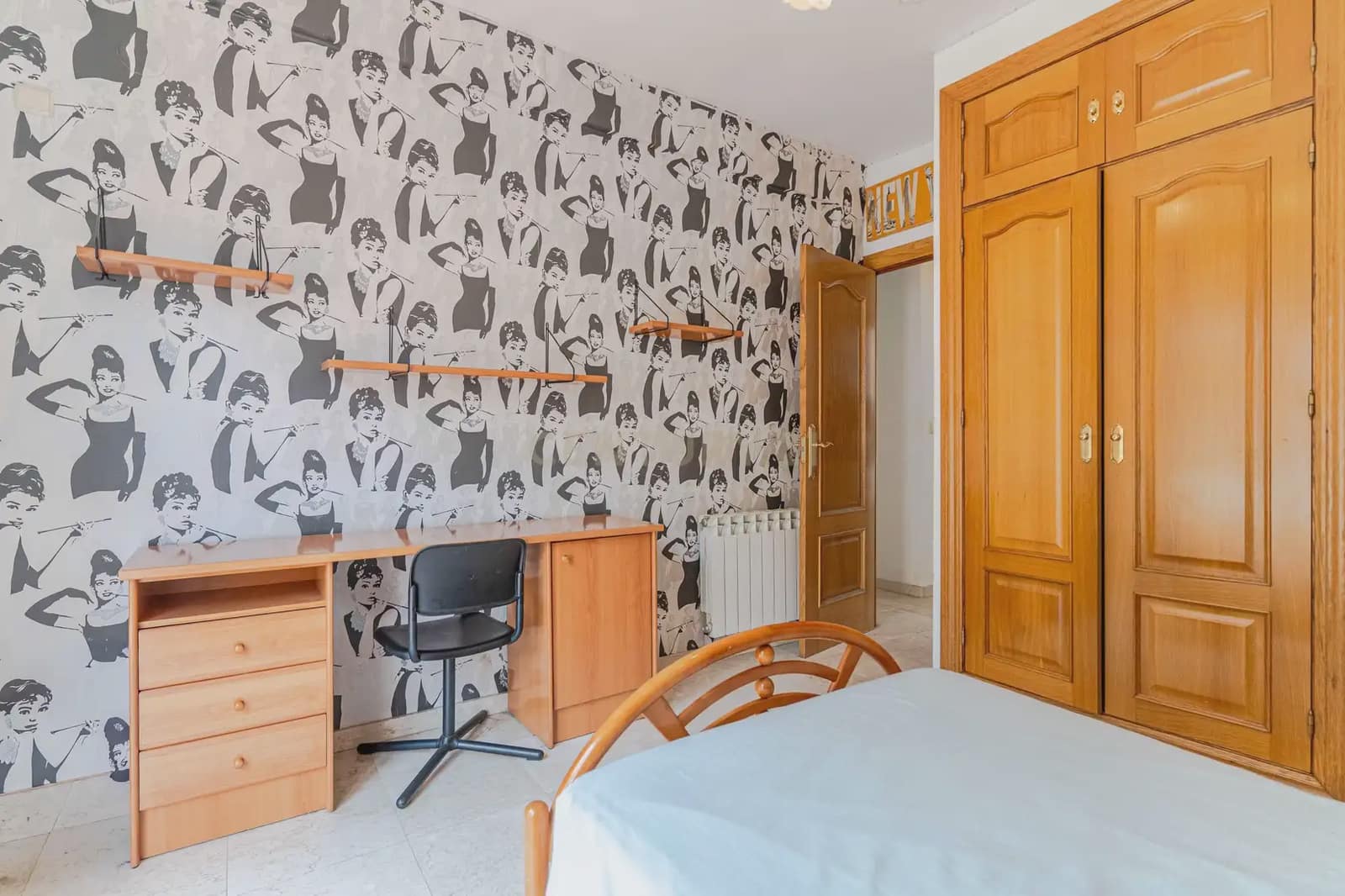 4 bedroom Penthouse for sale in Granada city - € 399,000 (Ref: 9919098)