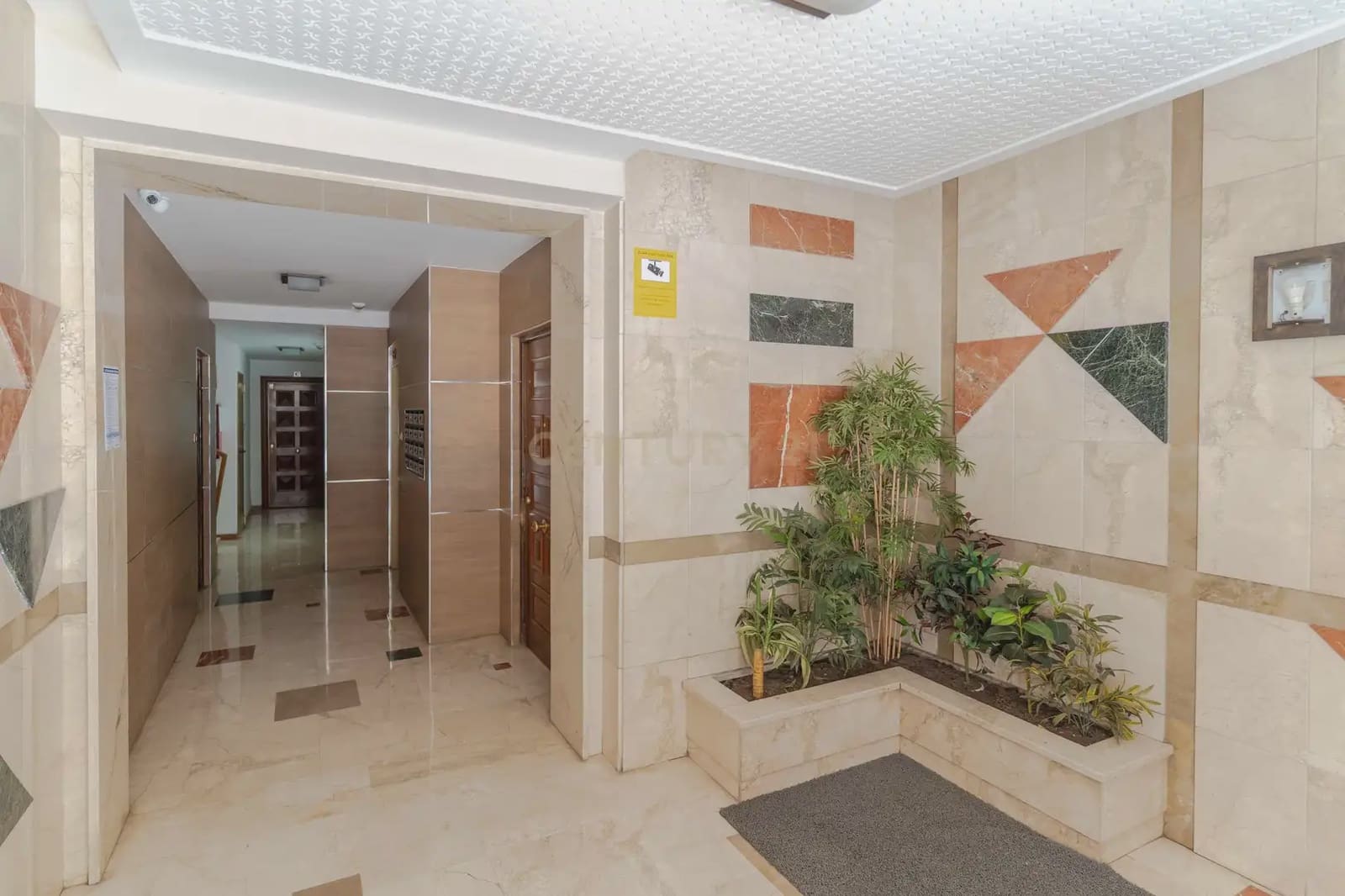 4 bedroom Penthouse for sale in Granada city - € 399,000 (Ref: 9919098)