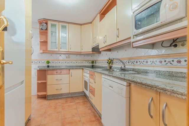 4 soveværelse Penthouse til salg i San Matías - Realejo, Granada by - € 399.000 (Ref: 9919098)