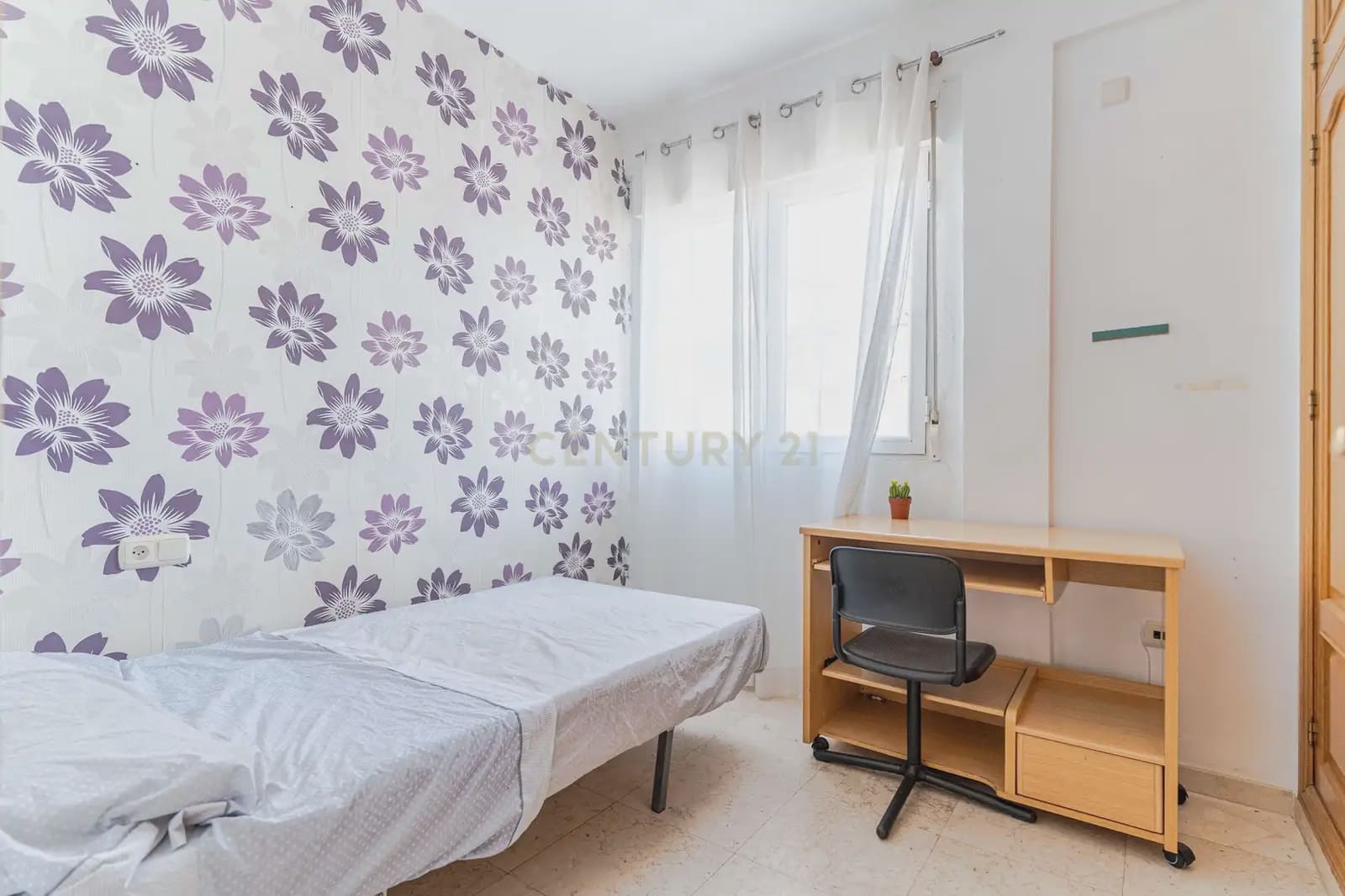 4 bedroom Penthouse for sale in Granada city - € 399,000 (Ref: 9919098)