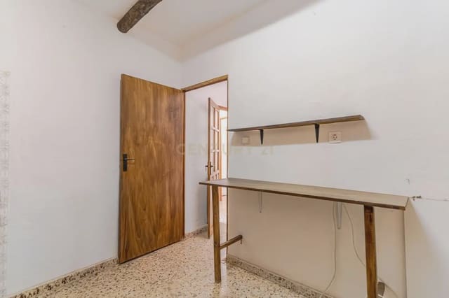 5 bedroom Finca/Country House for sale in El Pinar - € 85,000 (Ref: 9920937)