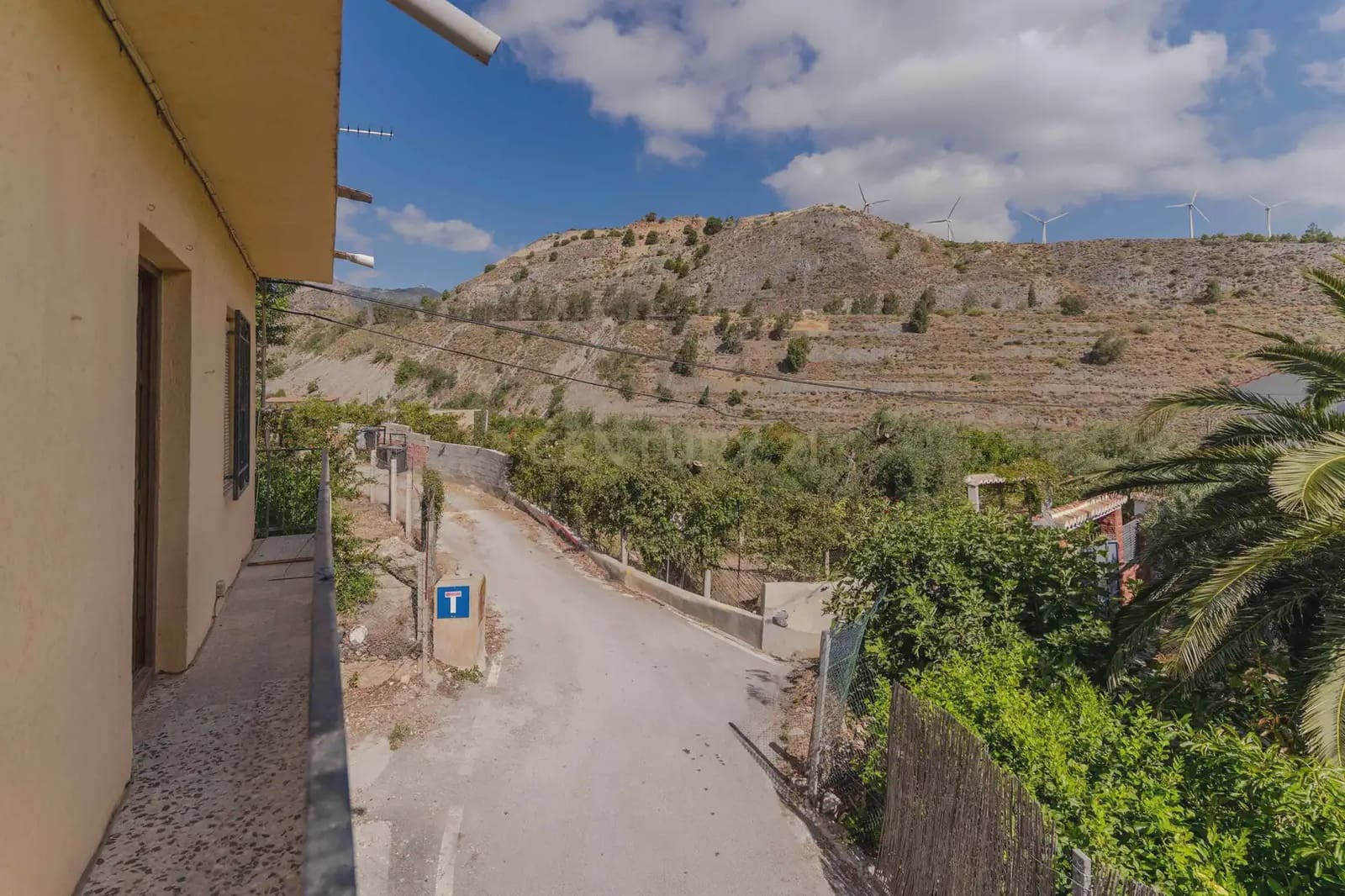 5 bedroom Finca/Country House for sale in El Pinar - € 85,000 (Ref: 9920937)