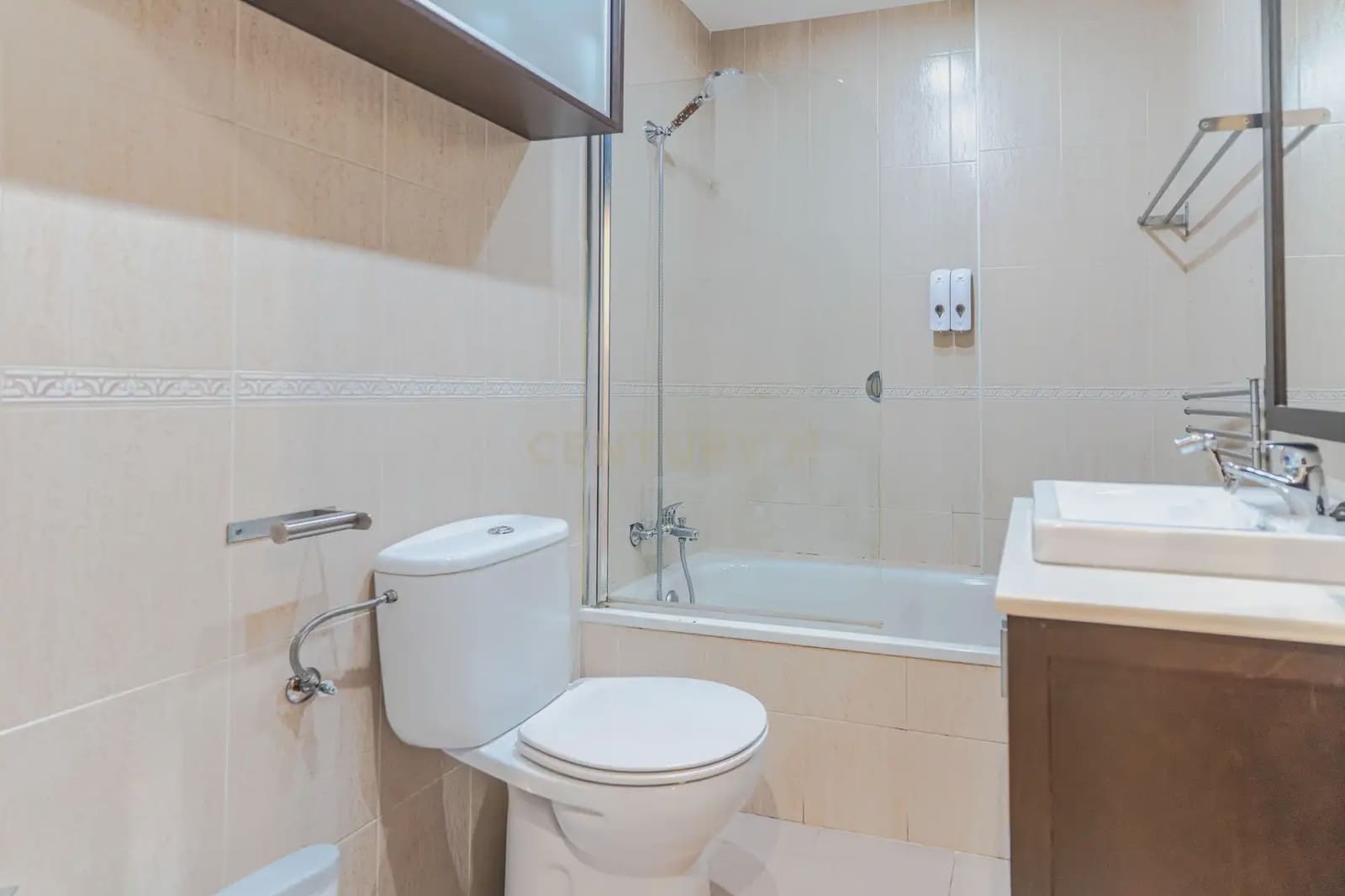 3 bedroom Flat for sale in Atarfe with garage - € 169,900 (Ref: 9921181)