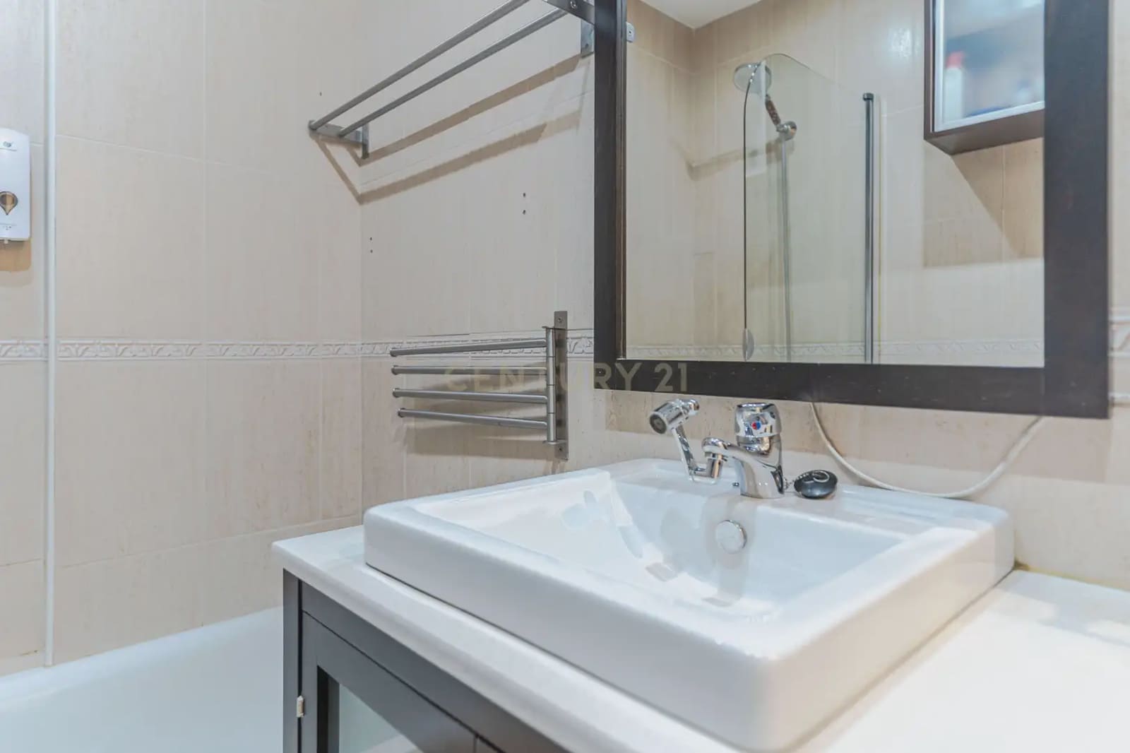 3 bedroom Flat for sale in Atarfe with garage - € 169,900 (Ref: 9921181)