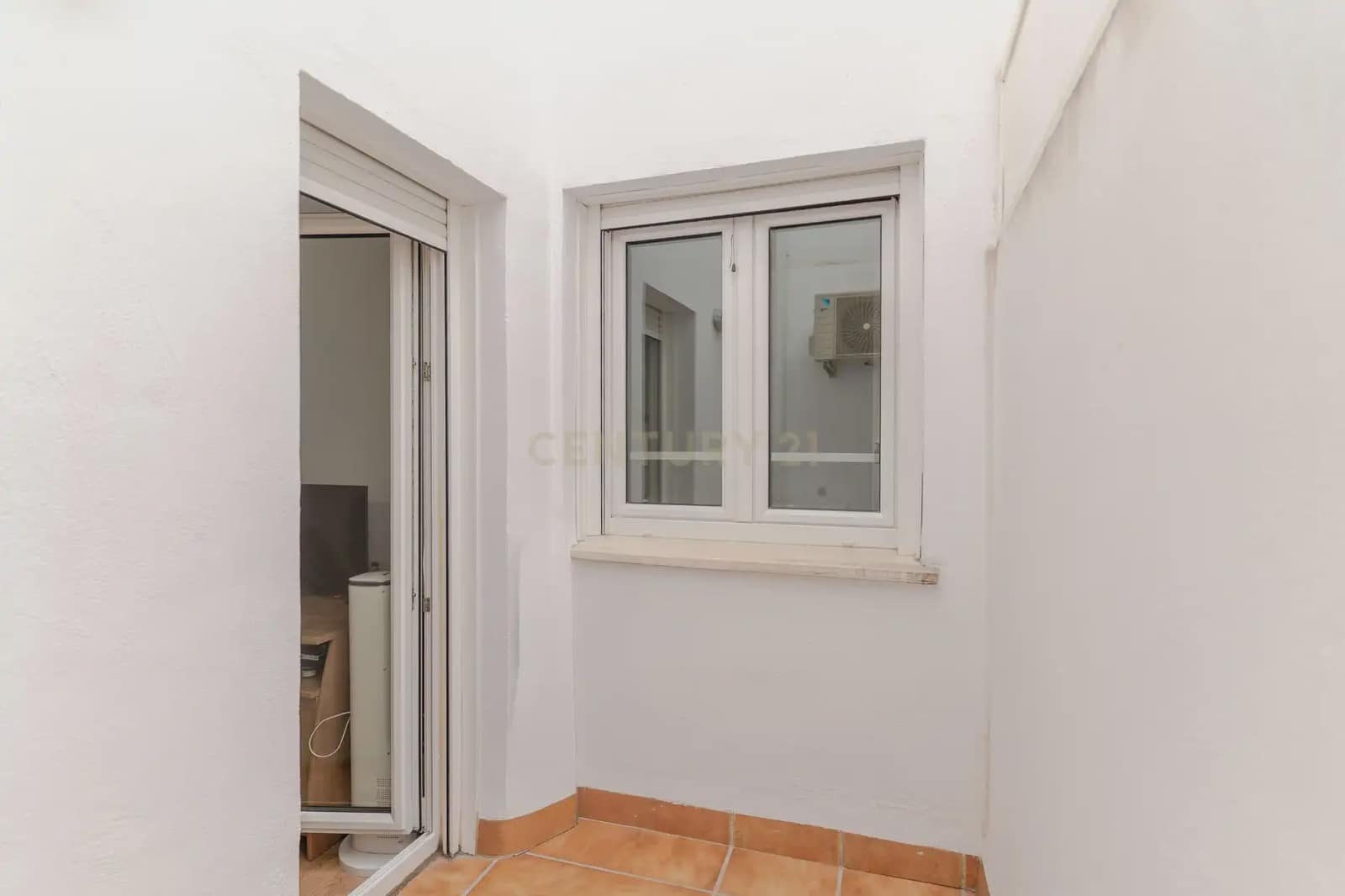 3 bedroom Flat for sale in Atarfe with garage - € 169,900 (Ref: 9921181)
