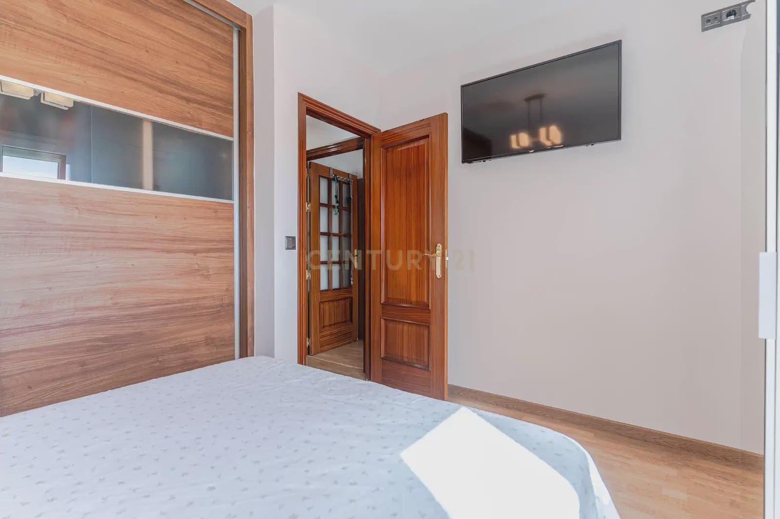 3 bedroom Flat for sale in Atarfe with garage - € 169,900 (Ref: 9921181)