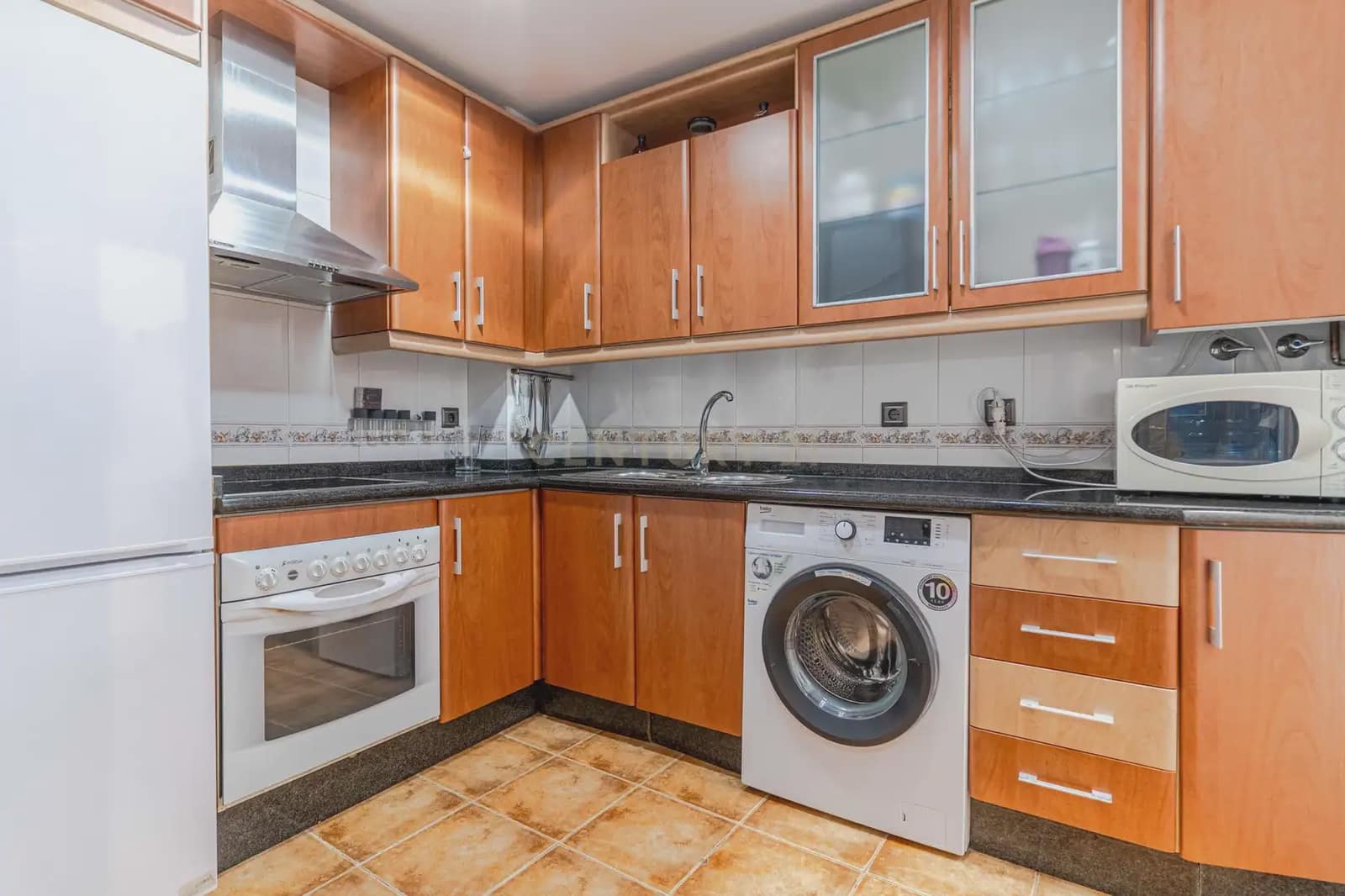 3 bedroom Flat for sale in Atarfe with garage - € 169,900 (Ref: 9921181)
