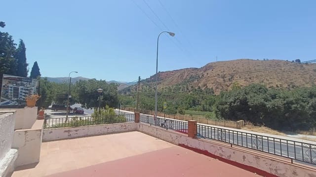 7 camera da letto Casa in vendita in Carretera de la Sierra, Granada città - 265.000 € (Rif: 9932581)