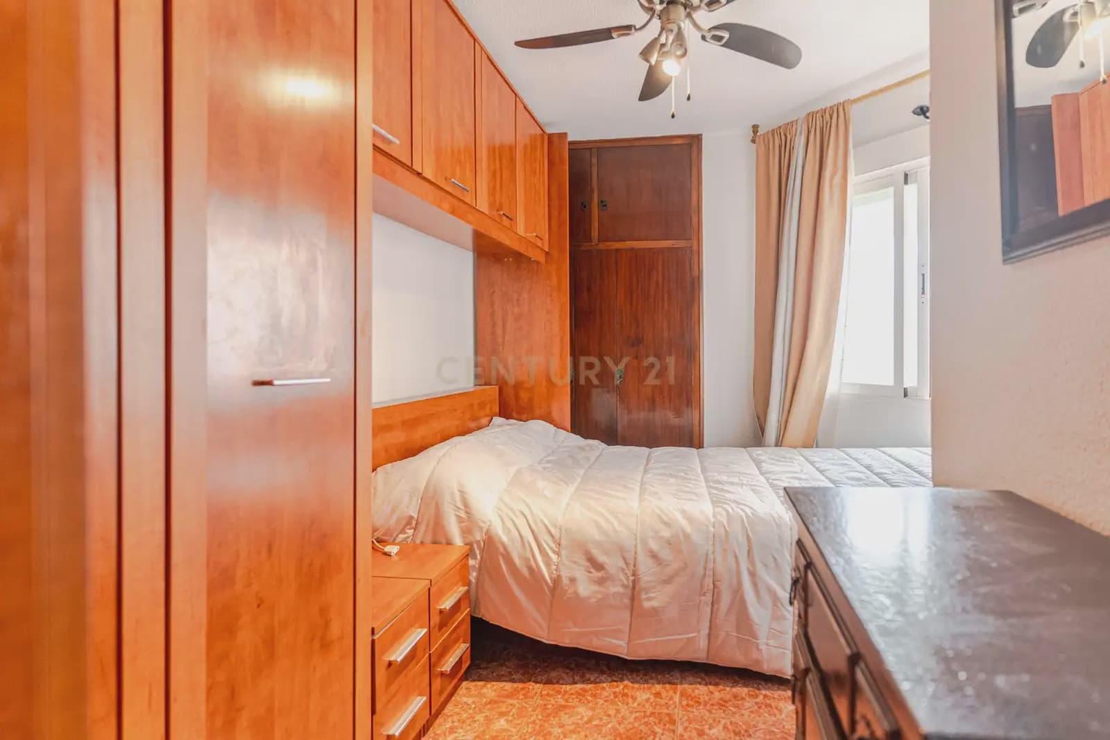 7 soverom Leilighet til salgs i Granada by - € 570 000 (Ref: 9935010)