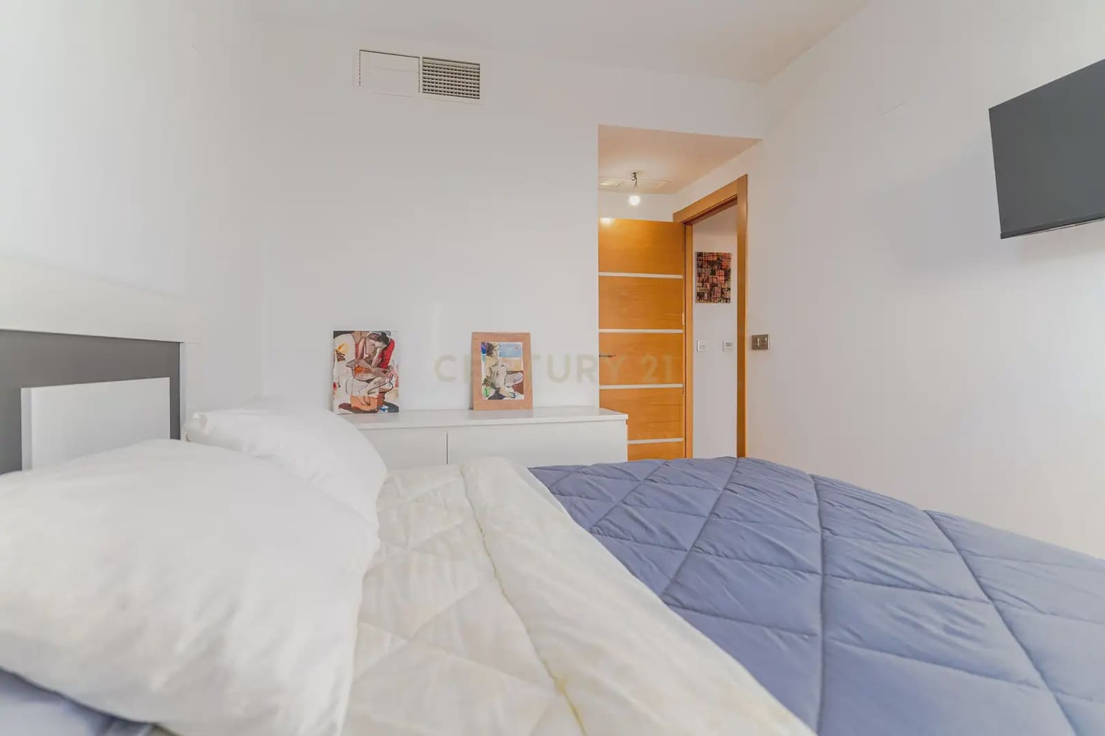 2 soveværelse Penthouse til salg i Granada by med swimmingpool garage - € 217.000 (Ref: 9937383)