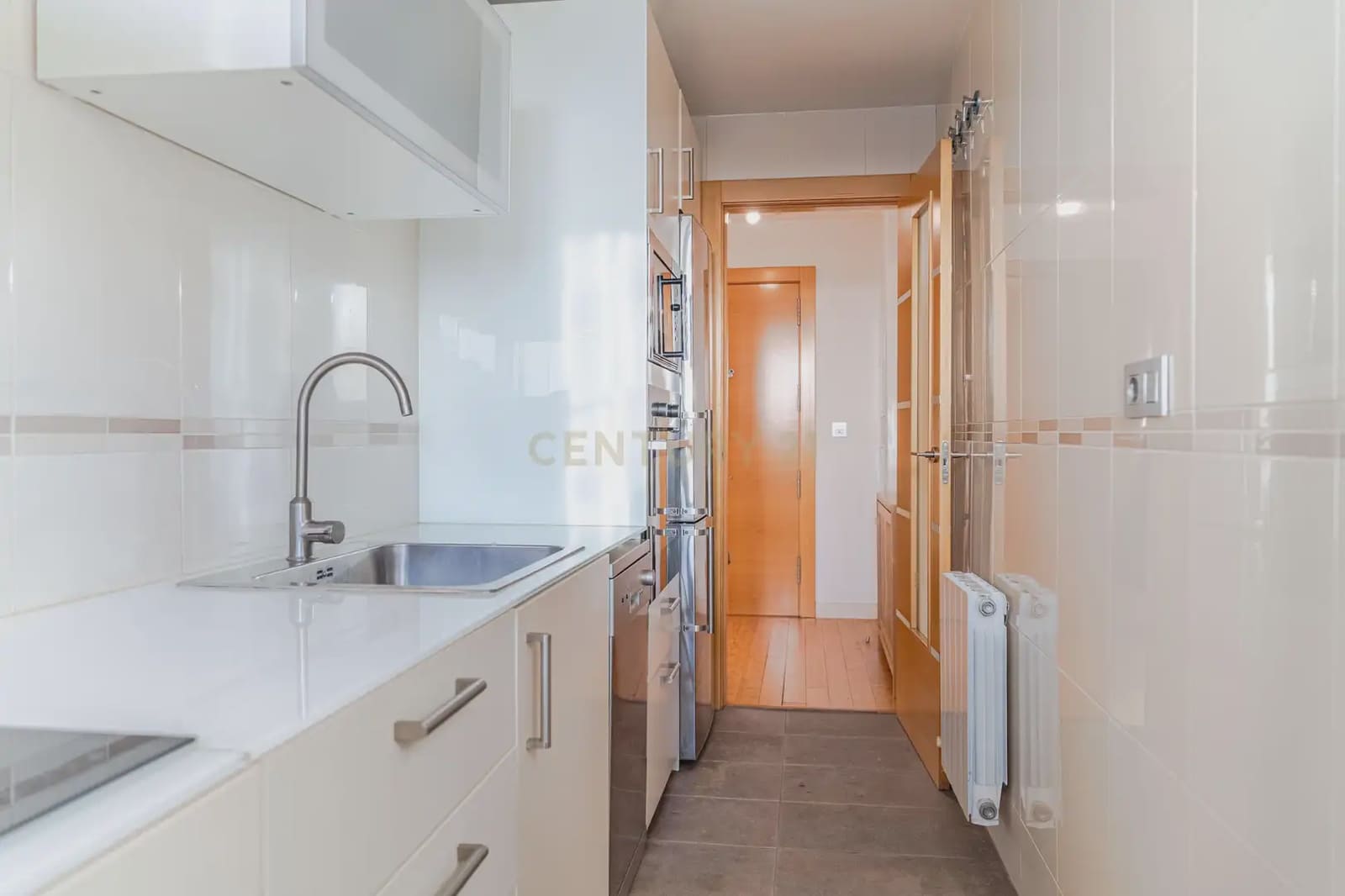 2 soveværelse Penthouse til salg i Granada by med swimmingpool garage - € 217.000 (Ref: 9937383)