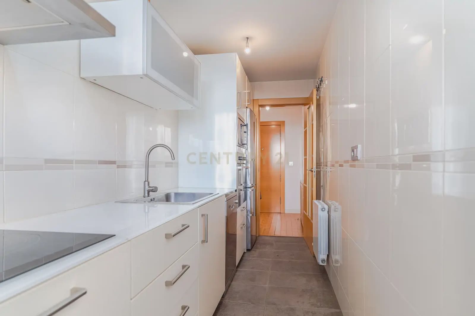 2 soveværelse Penthouse til salg i Granada by med swimmingpool garage - € 217.000 (Ref: 9937383)