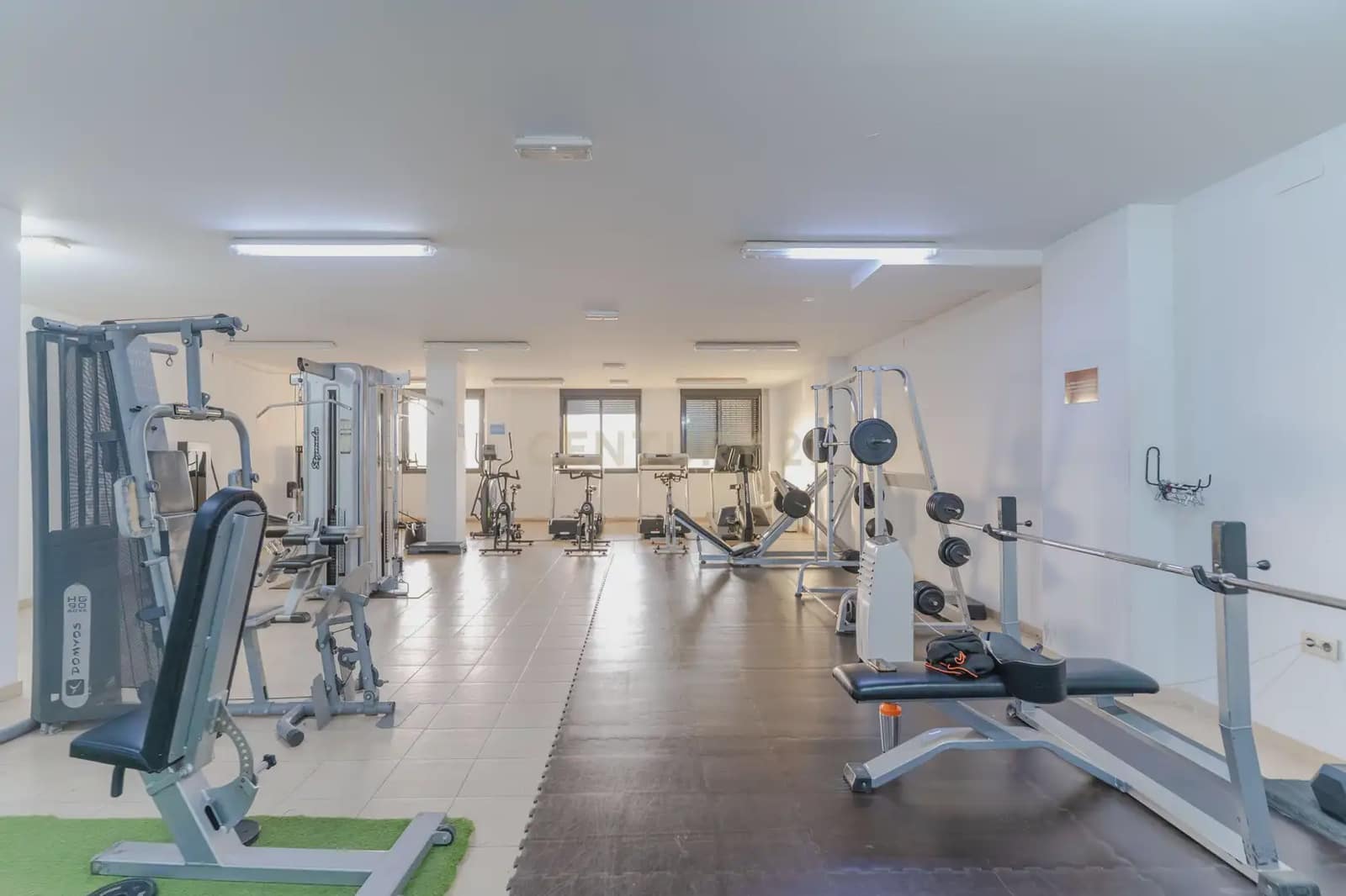 2 soveværelse Penthouse til salg i Granada by med swimmingpool garage - € 217.000 (Ref: 9937383)