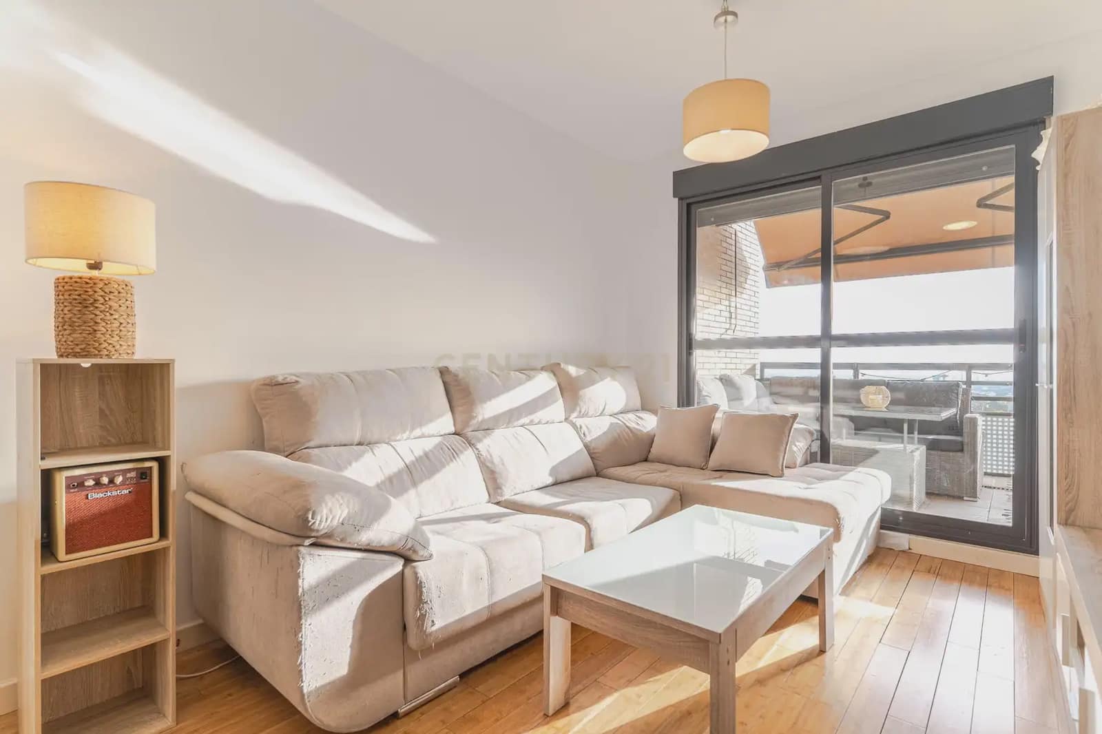 2 soveværelse Penthouse til salg i Granada by med swimmingpool garage - € 217.000 (Ref: 9937383)