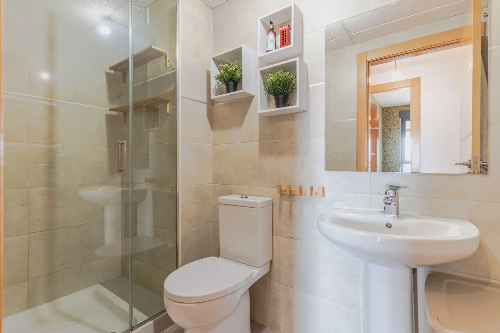 2 soveværelse Penthouse til salg i Granada by med swimmingpool garage - € 217.000 (Ref: 9937383)