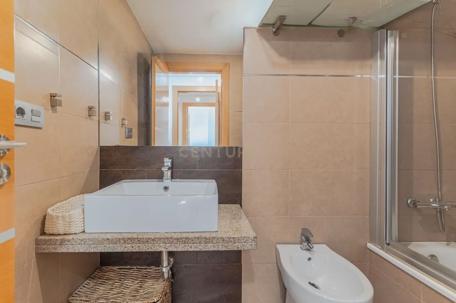 2 soveværelse Penthouse til salg i Granada by med swimmingpool garage - € 217.000 (Ref: 9937383)