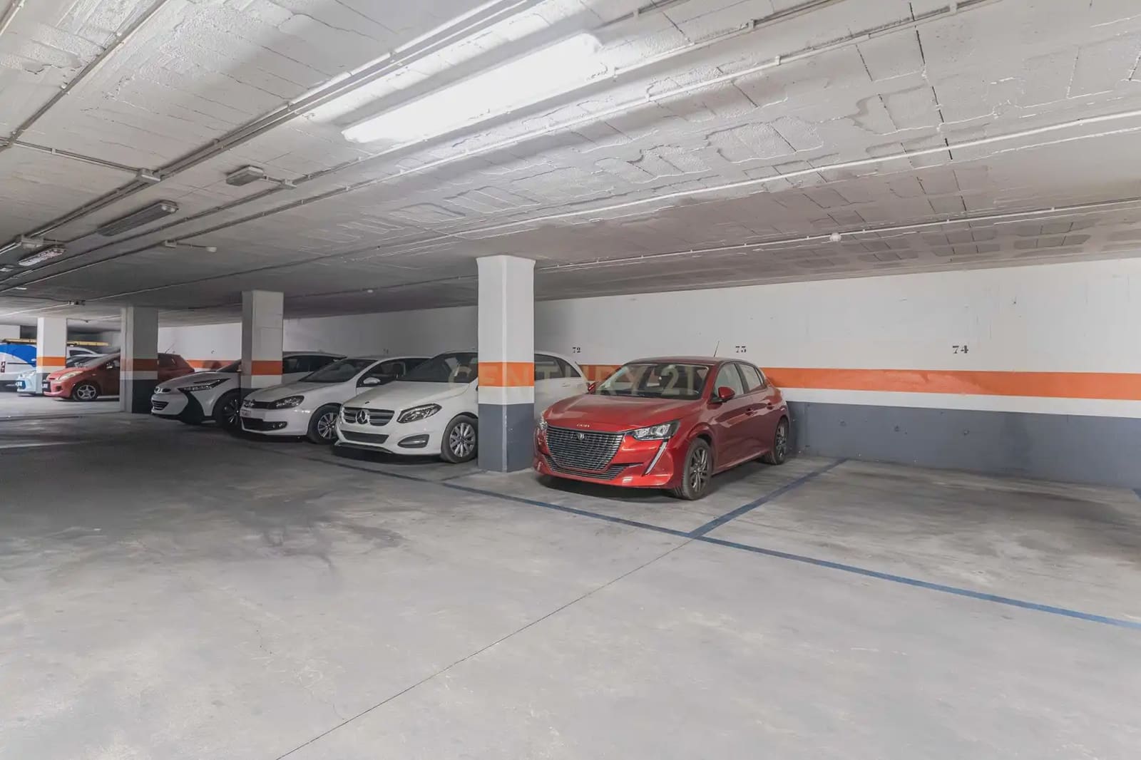 2 soveværelse Penthouse til salg i Granada by med swimmingpool garage - € 217.000 (Ref: 9937383)