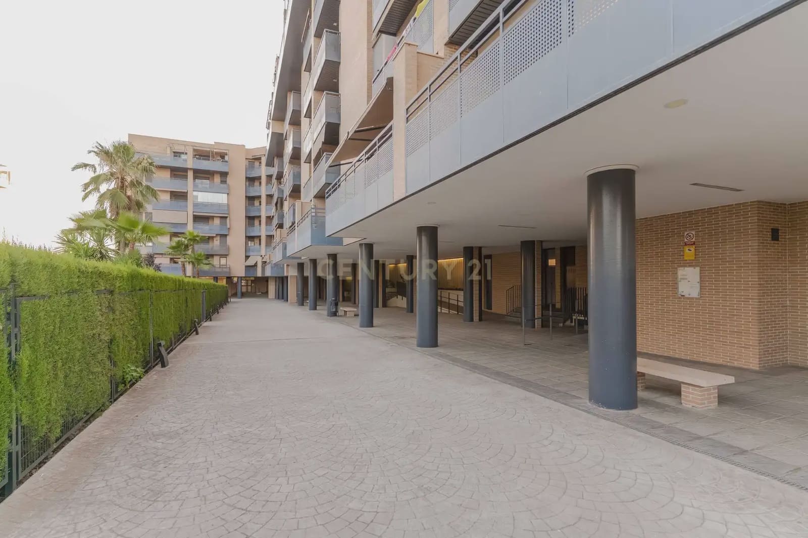 2 soveværelse Penthouse til salg i Granada by med swimmingpool garage - € 217.000 (Ref: 9937383)