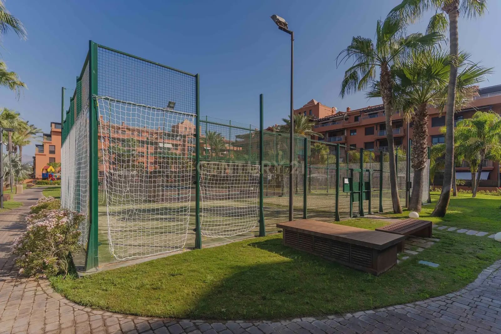 2 soveværelse Lejlighed til salg i Motril med swimmingpool garage - € 339.000 (Ref: 9938583)