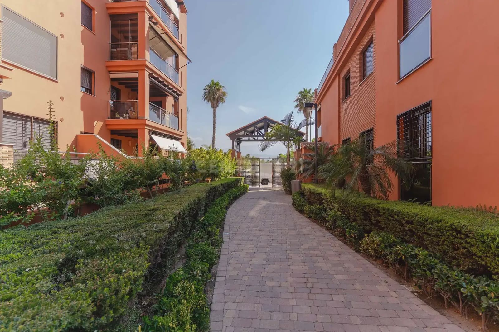 2 soveværelse Lejlighed til salg i Motril med swimmingpool garage - € 339.000 (Ref: 9938583)