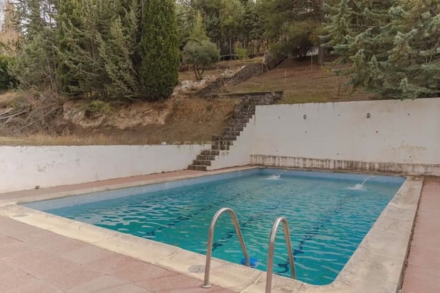 3 soveværelse Villa til salg i La Zubia med swimmingpool - € 395.000 (Ref: 9938913)