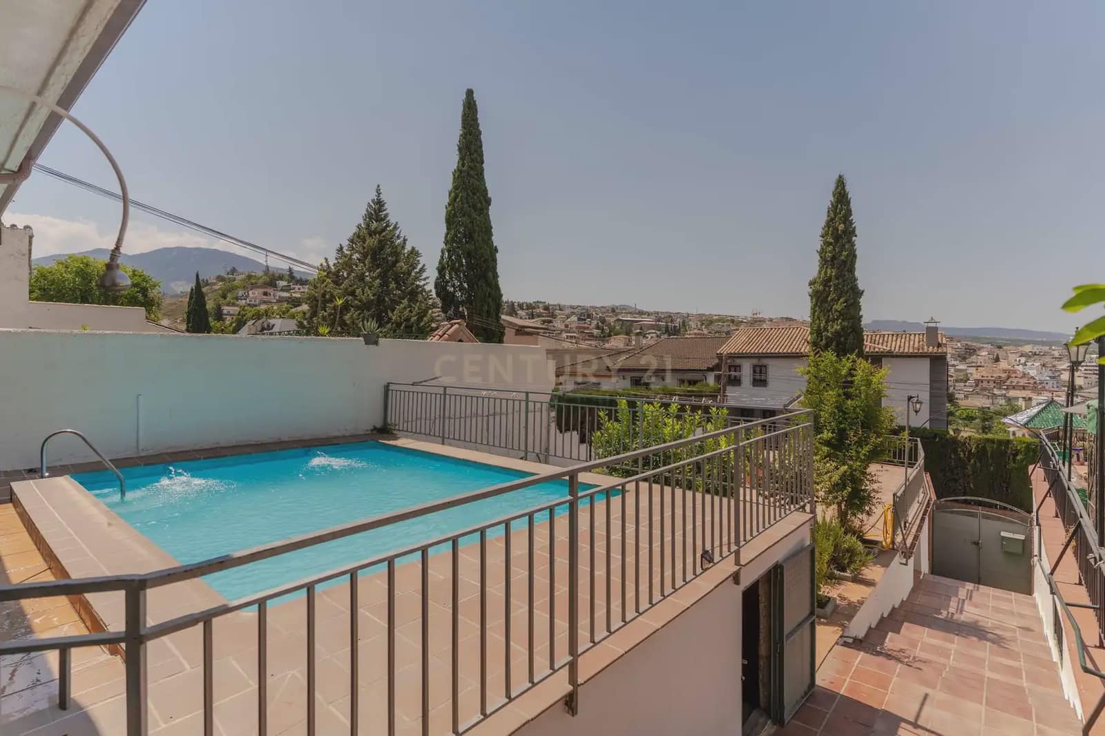 4 soveværelse Lejlighed til salg i Monachil med swimmingpool - € 229.000 (Ref: 9944719)