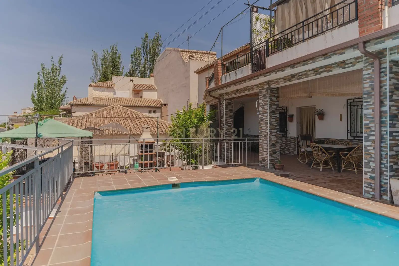 4 soveværelse Lejlighed til salg i Monachil med swimmingpool - € 229.000 (Ref: 9944719)