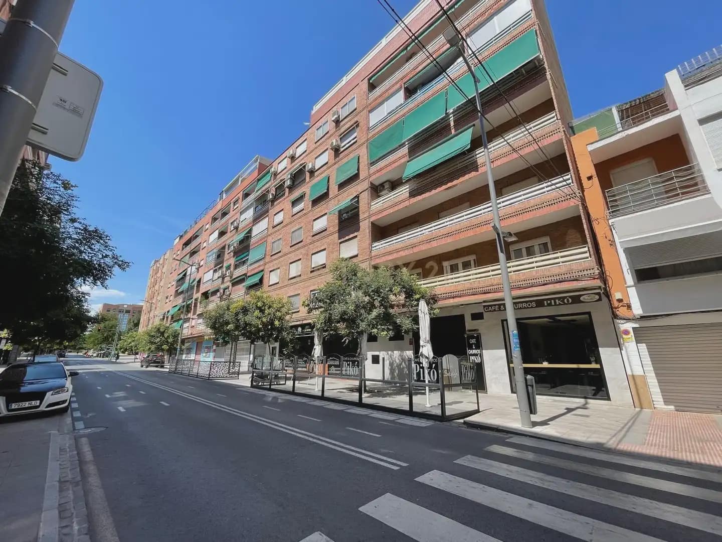 4 soverom Leilighet til leie i Granada by - € 1 250 (Ref: 9946622)