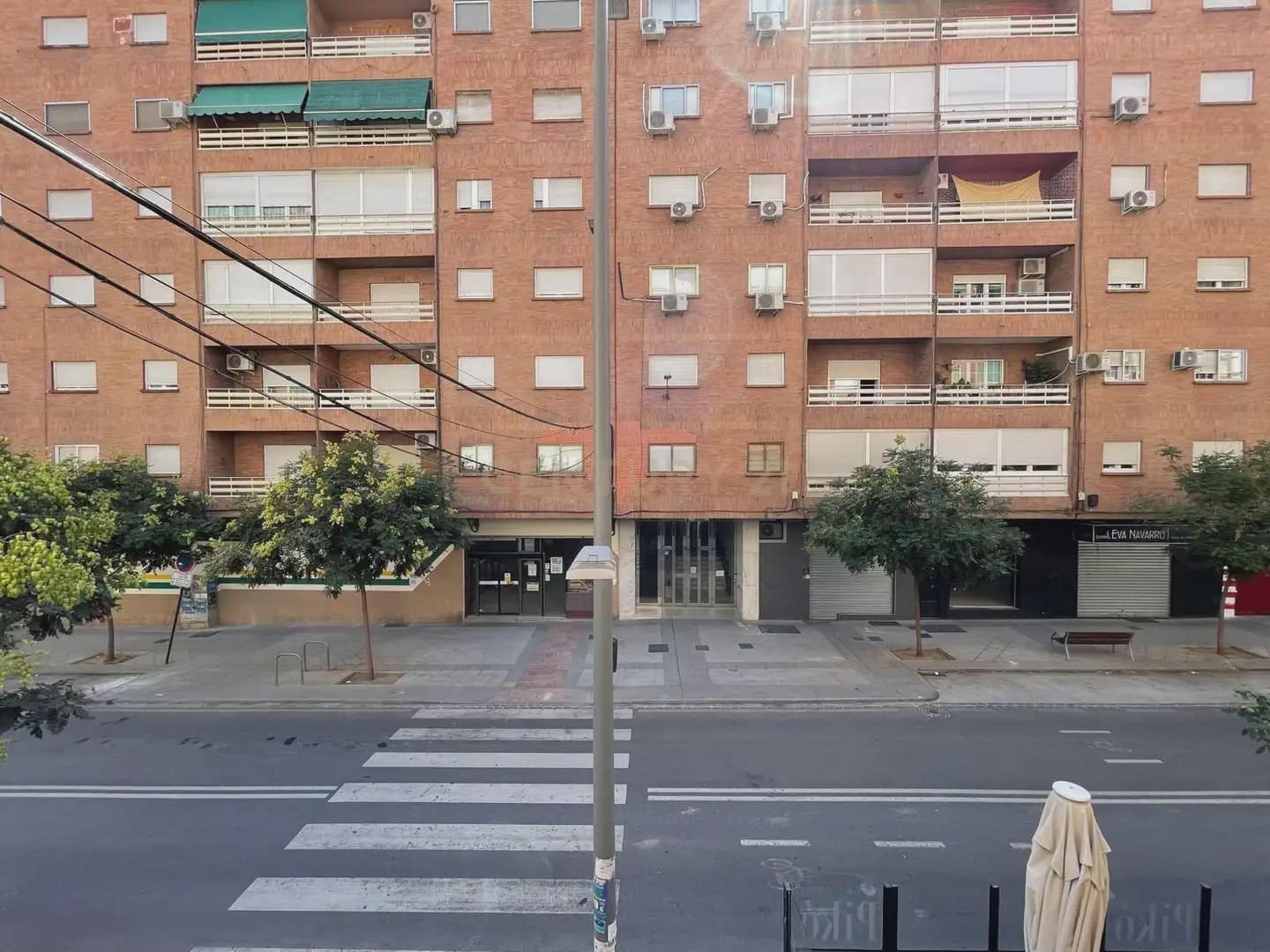 4 soverom Leilighet til leie i Granada by - € 1 250 (Ref: 9946622)