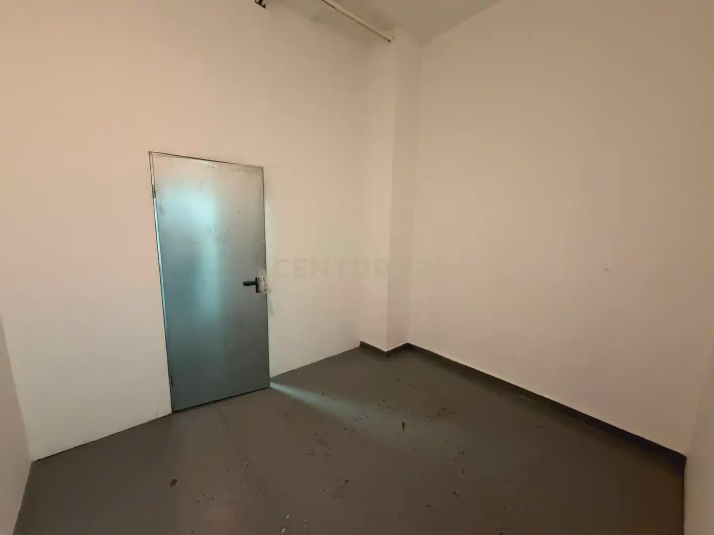 Commercieel te huur in Granada stad - € 1.000 (Ref: 9953249)
