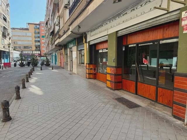 Commercieel te huur in Camino de Ronda - Rosaleda, Granada stad - € 1.000 (Ref: 9953249)