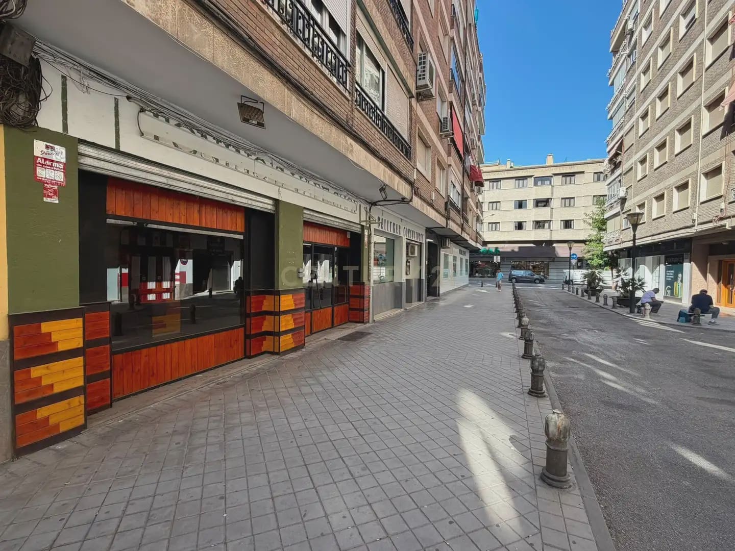 Commercieel te huur in Granada stad - € 1.000 (Ref: 9953249)