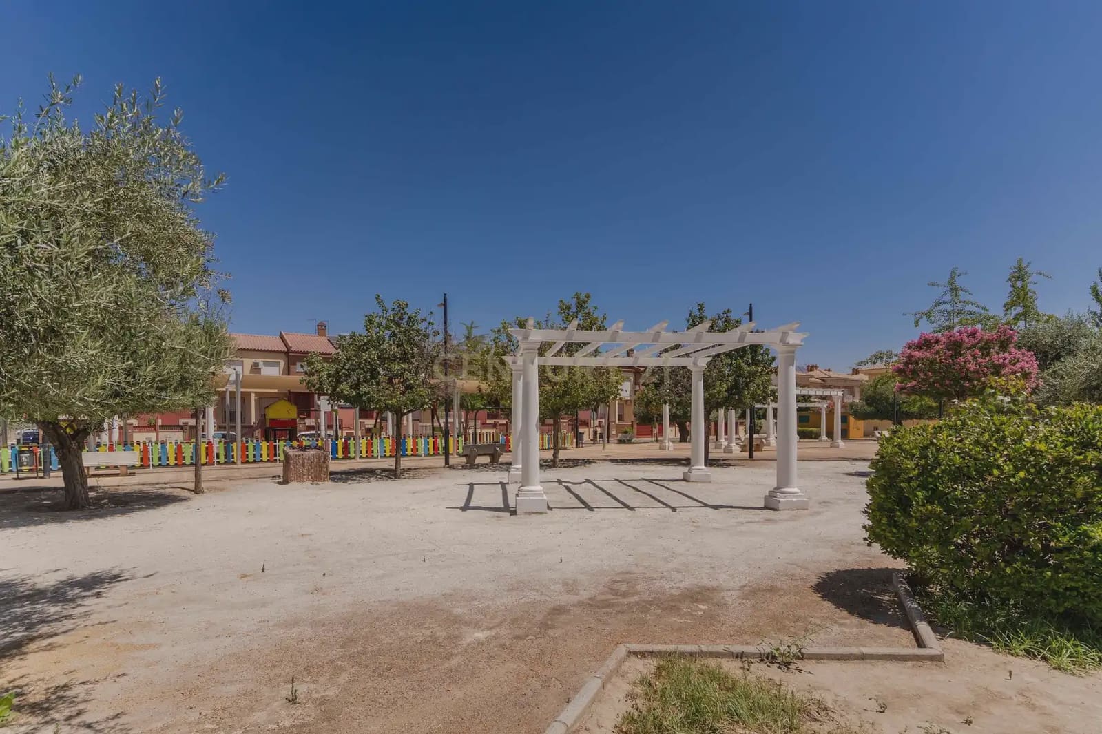 3 soverom Hus til salgs i Churriana de la Vega med svømmebasseng - € 360 000 (Ref: 9956341)