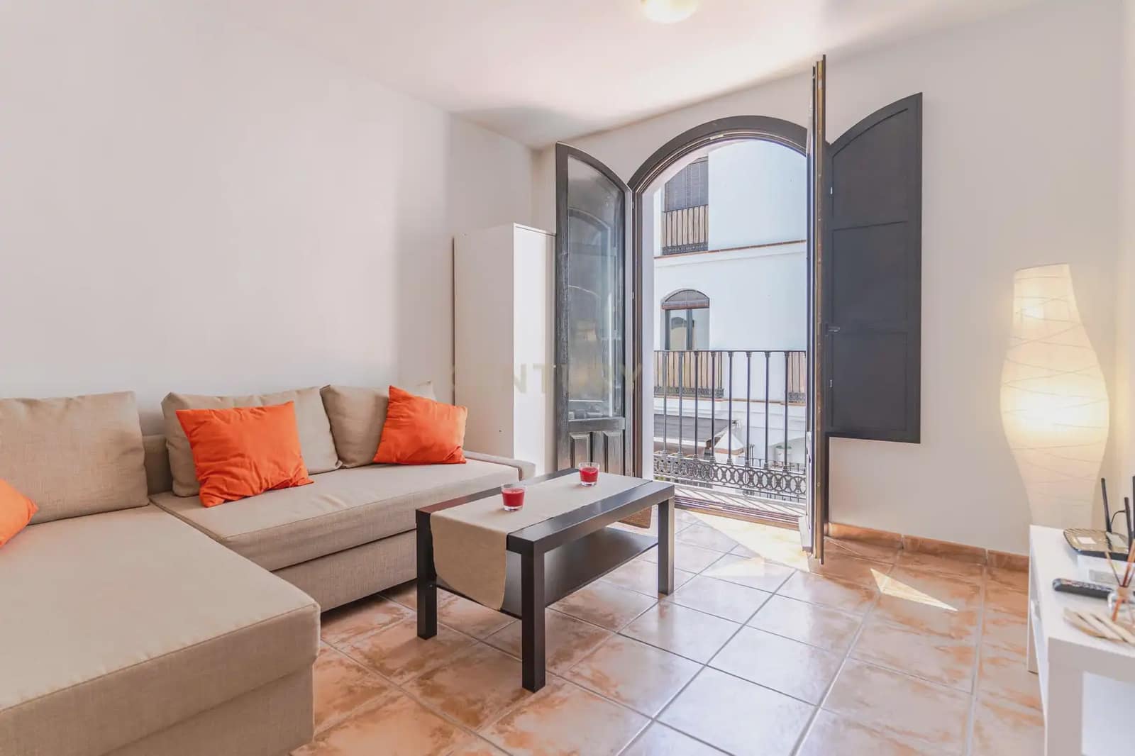 1 bedroom Apartment for sale in Velez de Benaudalla with pool - € 115,000 (Ref: 9965567)