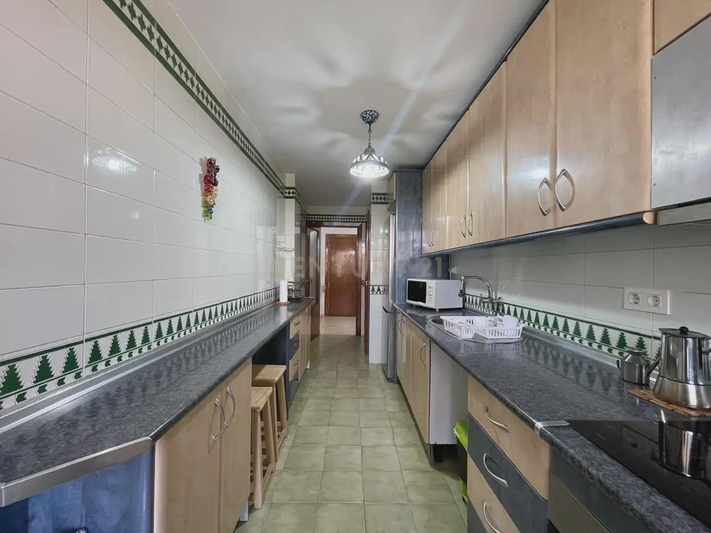 4 sovrum Lägenhet att hyra i Granada stad - 705 € (Ref: 9965813)