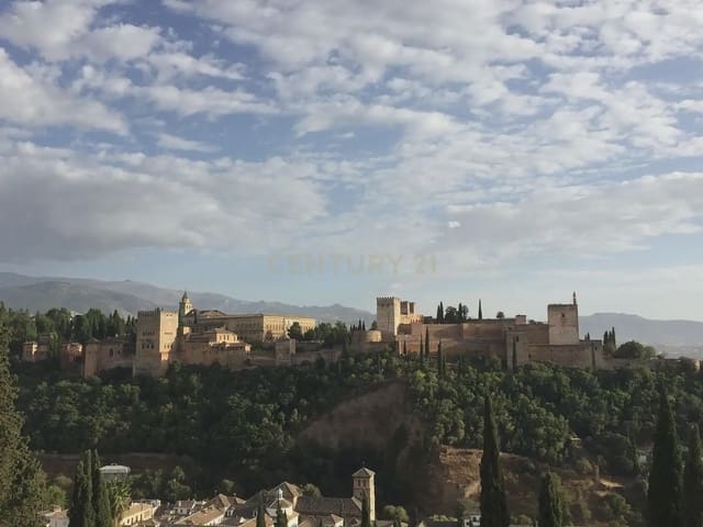 Comercial para arrendar em Alhendín - 10 000 € (Ref: 9965815)