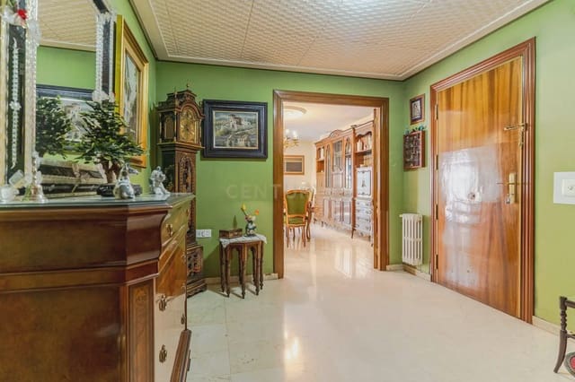5 soverom Leilighet til salgs i Centro - Sagrario, Granada by - € 625 000 (Ref: 9965816)