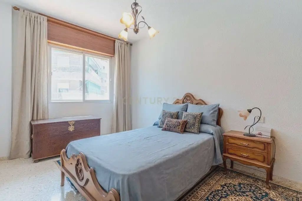 5 soveværelse Byhus til salg i Pinos Puente - € 190.000 (Ref: 9971756)