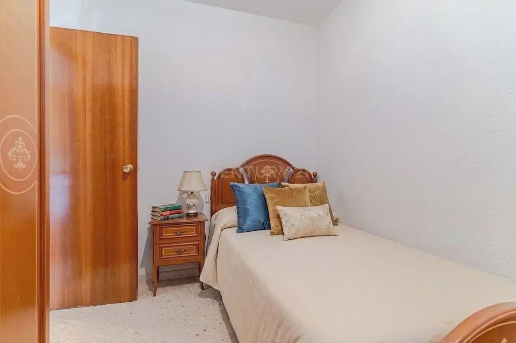 5 soveværelse Byhus til salg i Pinos Puente - € 190.000 (Ref: 9971756)