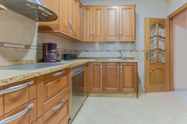 5 soveværelse Byhus til salg i Pinos Puente - € 190.000 (Ref: 9971756)