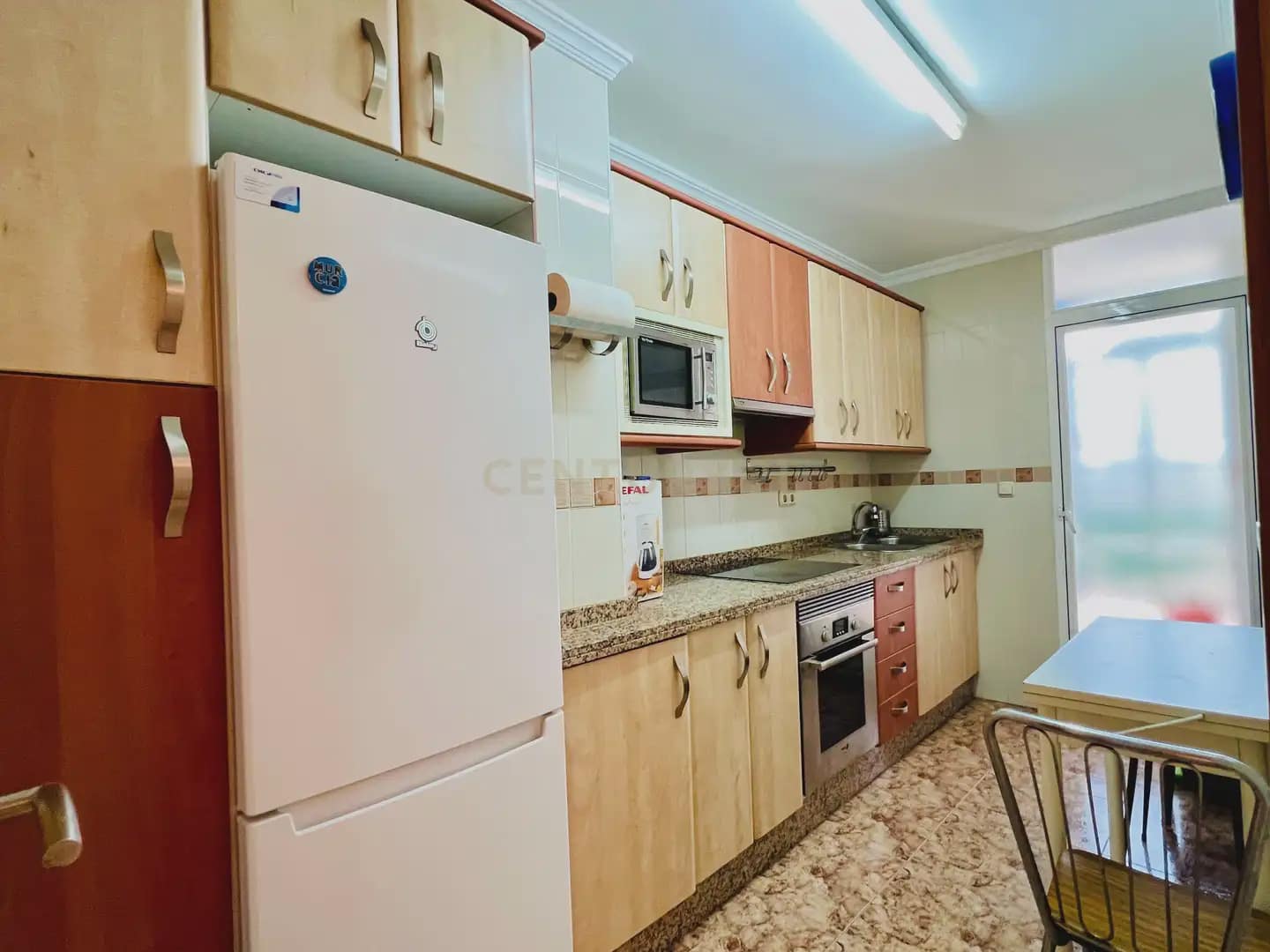 3 camera da letto Appartamento da affittare in Granada citta - 900 € (Rif: 9973999)