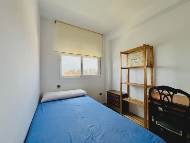 3 makuuhuone Asunto vuokrattavana paikassa Poligono Cartuja - La Paz, Granada kaupunki - 900 € (Ref: 9973999)