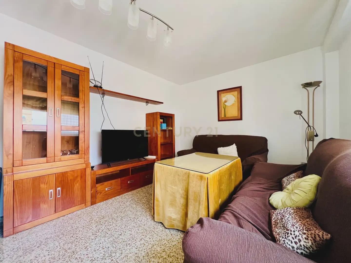 3 camera da letto Appartamento da affittare in Granada citta - 900 € (Rif: 9973999)
