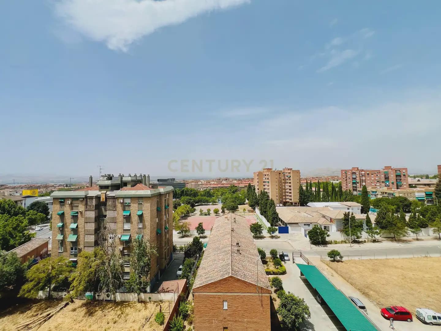 3 camera da letto Appartamento da affittare in Granada citta - 900 € (Rif: 9973999)